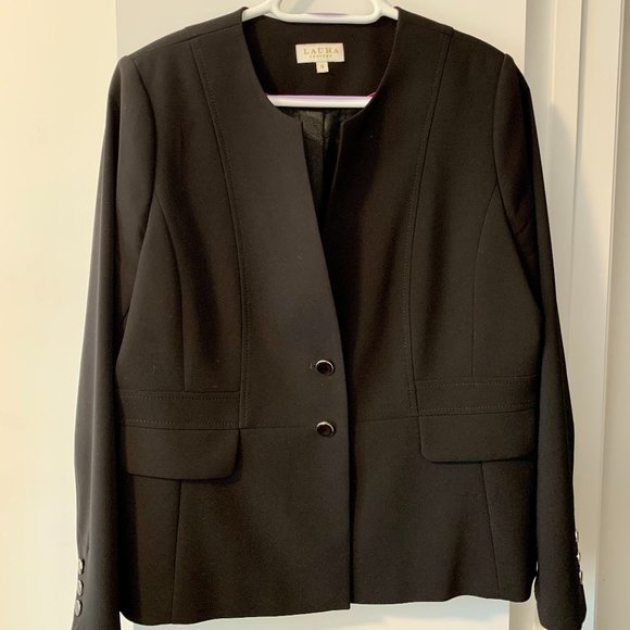Black Blazer - Picture 1 of 3